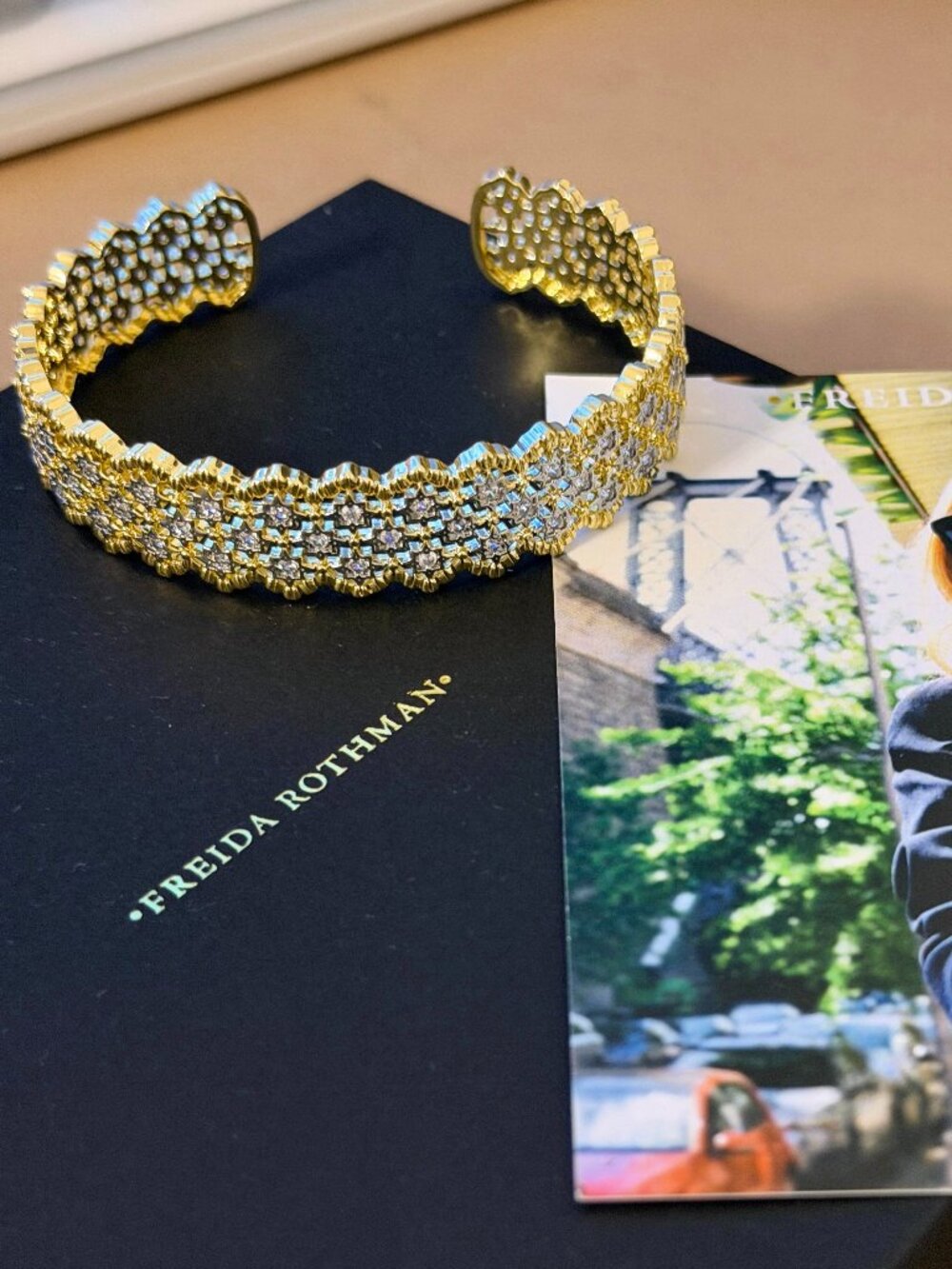 FREIDA ROTHMAN VAULT - Lace Open Bangle with Silver and Gold Bracelet